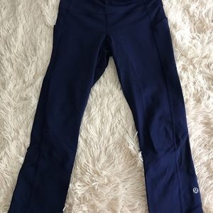 Lululemon caper blue bottoms